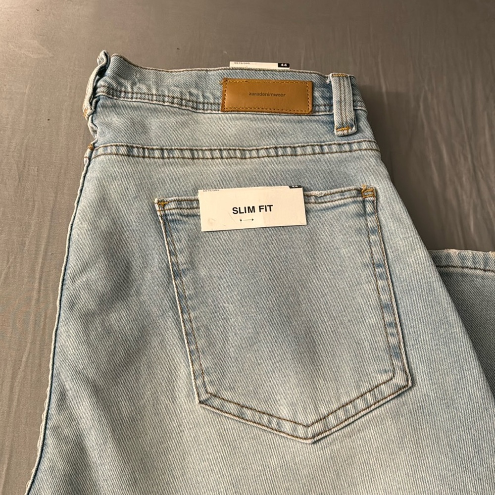New with tags Zara mens jeans in size 34